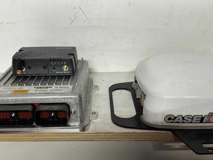 Case / New Holland Accuguide - Intellisteer RTK, Zakelijke goederen, Landbouw | Werktuigen, Overige, Overige typen