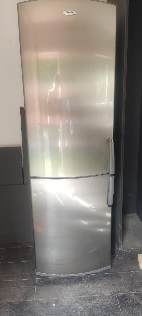 Grand frigo Whirlpool avec partie congélateur, Elektronische apparatuur, Vriezers en Diepvrieskisten, Gebruikt, Vrieskast, 160 cm of meer