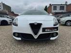 Alfa Romeo Giulietta 1.6 JTDm *12 mois de garantie*, Auto's, Gebruikt, 4 cilinders, 103 g/km, Leder