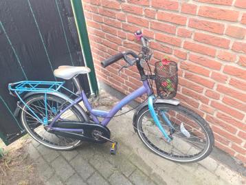 Batavus meisjes fiets,22inch beschikbaar voor biedingen