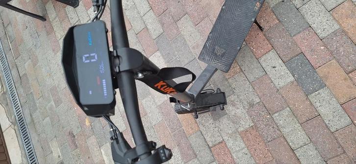 Elektrische step kukurin g2., Fietsen en Brommers, Steps, Zo goed als nieuw, Ophalen