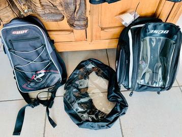 Motor tassen beschikbaar voor biedingen