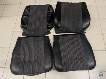 Stoelbekleding voorstoelen zwart voor Mercedes-Benz W123 disponible aux enchères