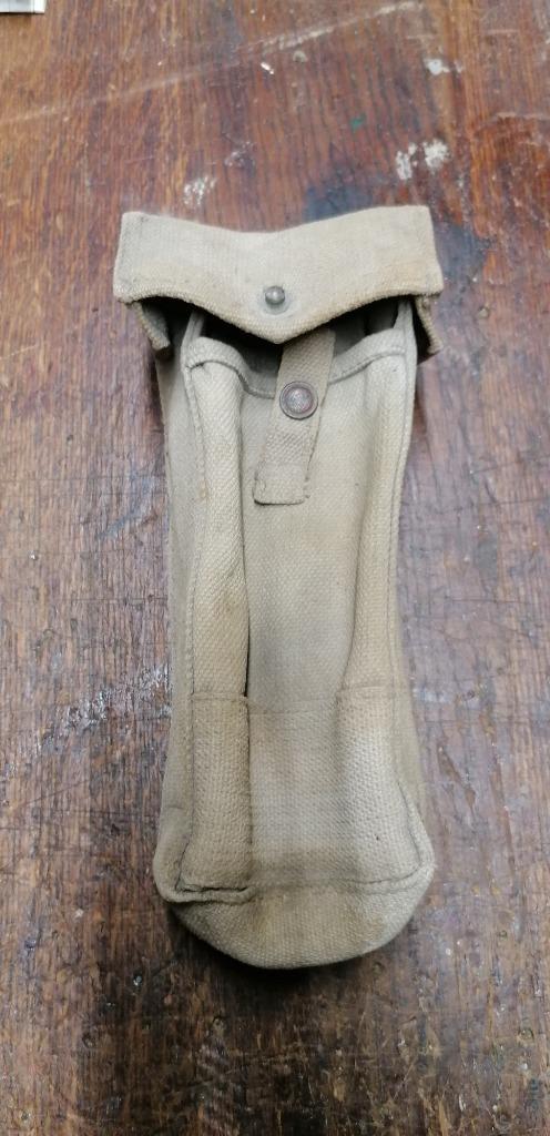 Etui Sten military Gb Engels WW2 1943, Verzamelen, Militaria | Tweede Wereldoorlog, Verzenden