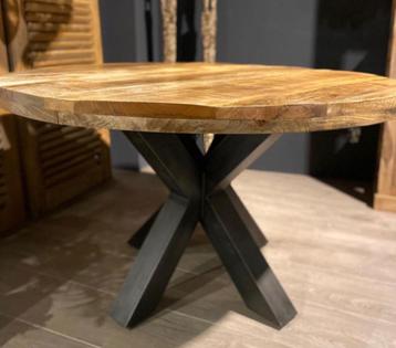 Eettafel mango hout 120cm, Huis en Inrichting, Tafels | Eettafels, Ophalen, Rond, Zo goed als nieuw, Metaal