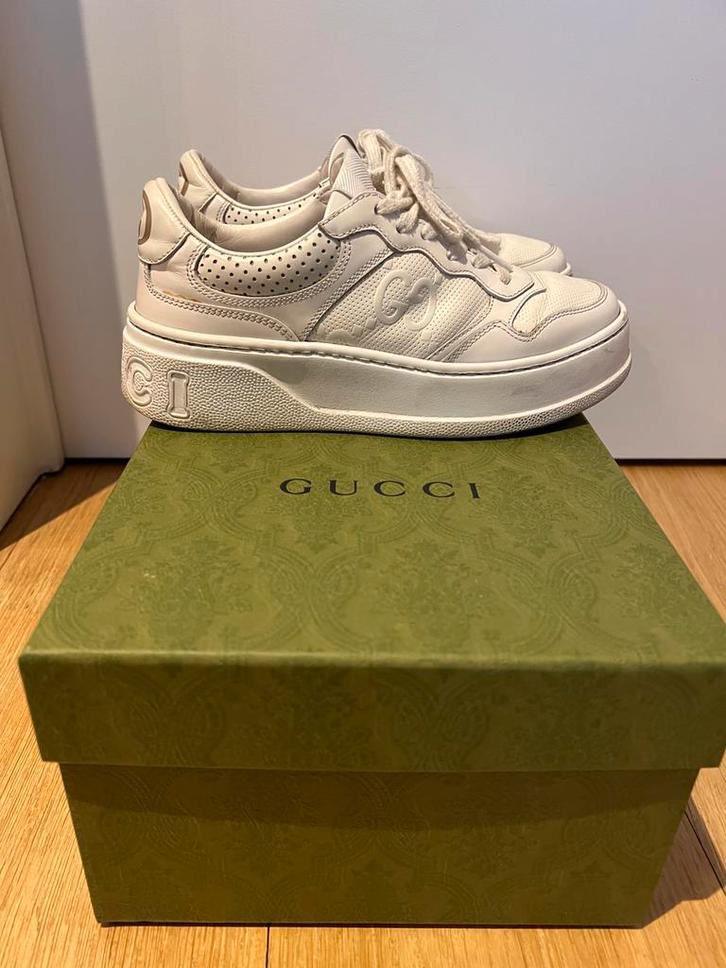 Gucci Sneakers in maat 35, Kleding | Dames, Schoenen, Gedragen, Sneakers, Wit, Ophalen