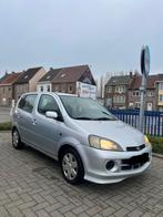 Daihatsu YRV 1,3 benzine zo mee nemen, Auto's, Daihatsu, Stof, Zwart, 4 cilinders, Bedrijf