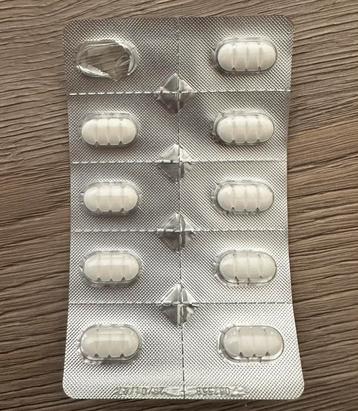 Upcard vochtafdrijvers/plaspillen hond beschikbaar voor biedingen