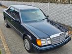 Mercedes 200E 06/1990 150.000km, Auto's, Mercedes-Benz, 4 deurs, Mistlampen, 4 cilinders, Blauw