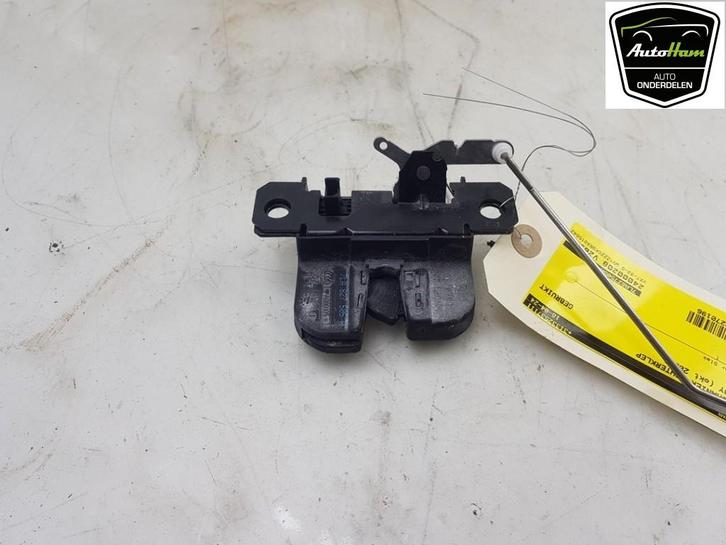 SLOTVANGER ACHTERKLEP Volkswagen Caddy Cargo V (SBA / SBH), Auto-onderdelen, Carrosserie, Volkswagen, Gebruikt