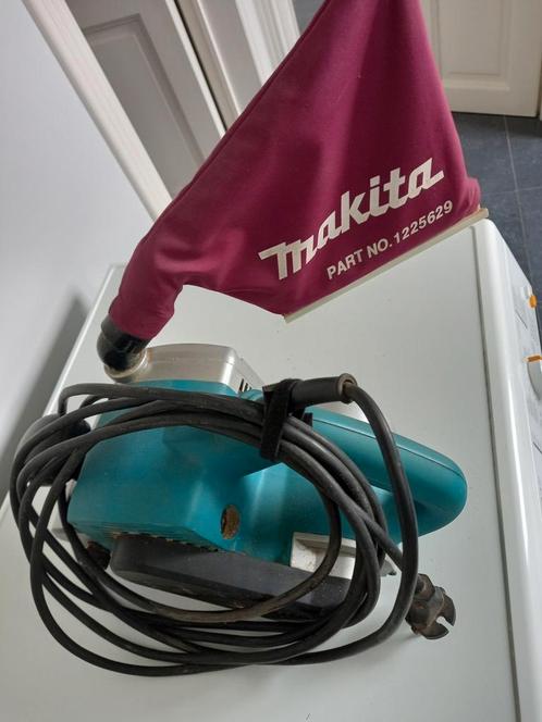 Bandschuurmachine makita, Doe-het-zelf en Bouw, Schaafmachines, Zo goed als nieuw, Ophalen
