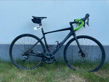 Racefiets Cube Attain Gtc Sl Disc Carbon/grey 2019, frame 53 beschikbaar voor biedingen