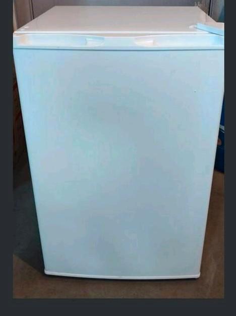 Réfrigérateur 128 litres 220 v NEUF encore dans son emballag, Electroménager, Réfrigérateurs & Frigos, Neuf, Enlèvement ou Envoi