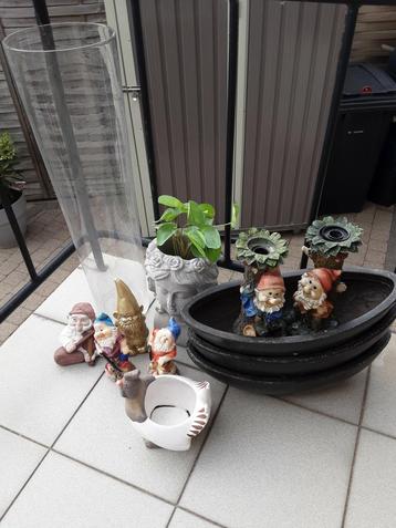 Kabouters, kip,vaas, bloempot   OPRUIMING GARAGE  beschikbaar voor biedingen
