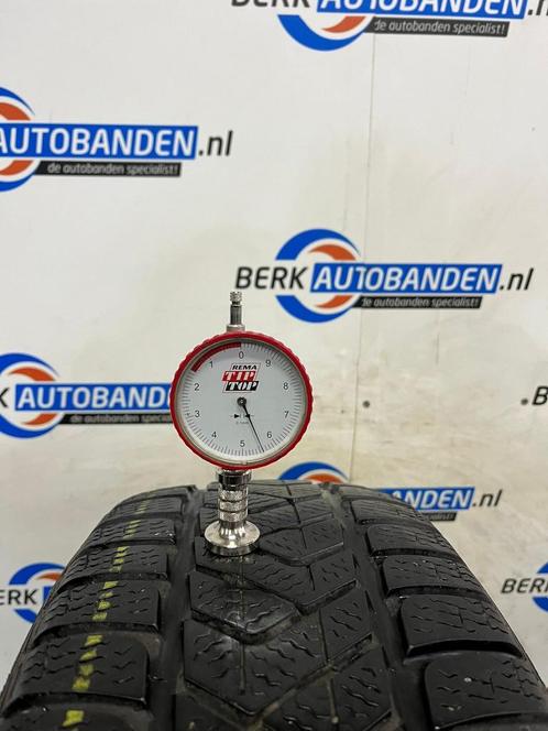 2x Pirelli SottoZero 3 215/55 R18 95H 215/55/18 2155518 (pri, Auto-onderdelen, Banden en Velgen, Band(en), Winterbanden, 18 inch