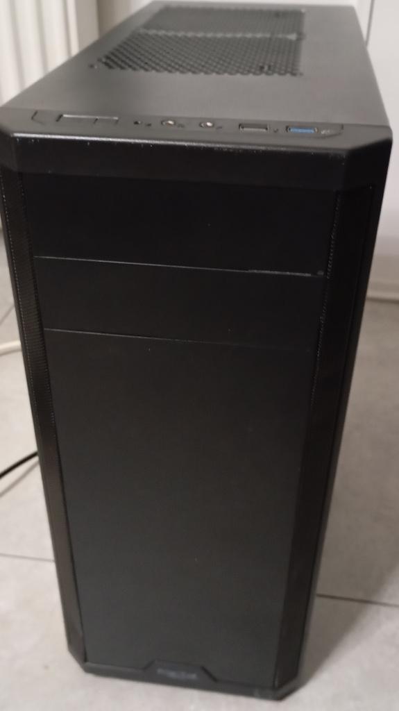 PC, Informatique & Logiciels, Ordinateurs de bureau, Comme neuf, 2 à 3 Ghz, HDD, SSD, 16 GB, Avec carte vidéo, Enlèvement ou Envoi