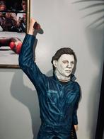 Michael Myers, Collections, Comme neuf