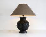 RARE AFRICAN EARTHENWARE TABLE LAMP, Ophalen