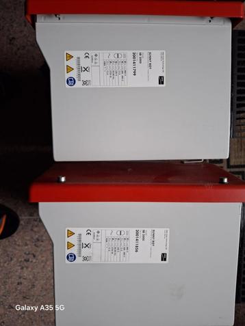 omvormer zonnepaneel beschikbaar voor biedingen