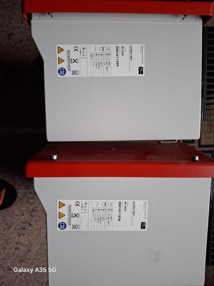 omvormer zonnepaneel, Elektronische apparatuur, Onderdelen en Toebehoren, Zo goed als nieuw, Ophalen