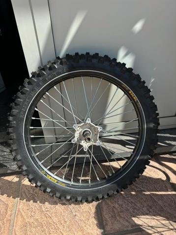 Yamaha yz voorwiel jaren 90 beschikbaar voor biedingen