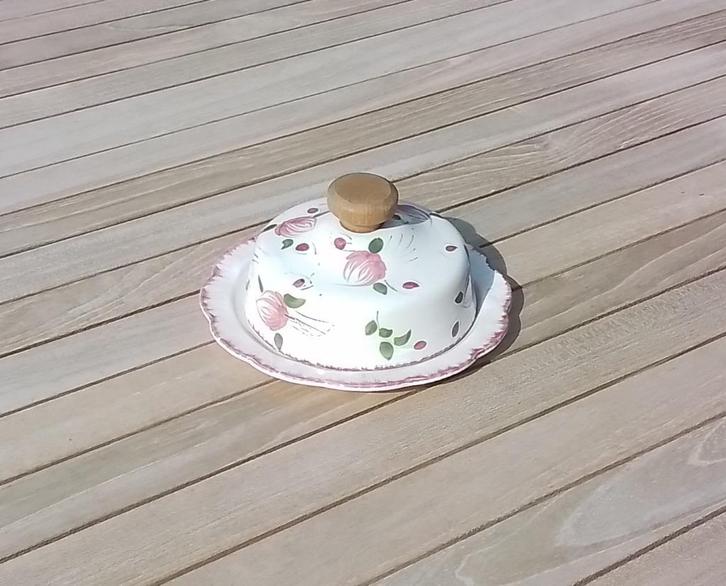 Aardewerk schaal met stolp - Roze bloemen: 20.5 diameter, Huis en Inrichting, Woonaccessoires | Stolpen, Gebruikt, Ophalen of Verzenden