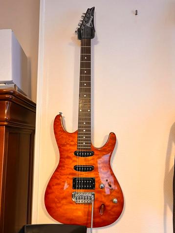 Ibanez gitaar beschikbaar voor biedingen
