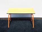 Tubax kleutertafel + 2 stoeltjes. Vintage 60s / 70s, Ophalen of Verzenden, Gebruikt, Tafel(s)