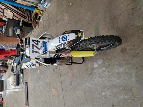 husqvarna tc 85, Fietsen en Brommers, Brommers | Crossbrommers, Zo goed als nieuw, Ophalen