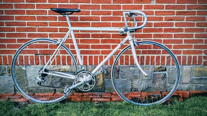 Gepimpte vintage-look fiets – uniek en perfect onderhouden, Fietsen en Brommers, Fietsen | Racefietsen, Gebruikt, Heren, Overige merken