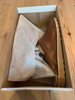 ONGEDRAGEN! Nieuwe pantoffels in doos. Oorspronkelijk €29,94, Kleding | Heren, Schoenen, Bruin, Nieuw, Ophalen of Verzenden, Pantoffels of Sloffen