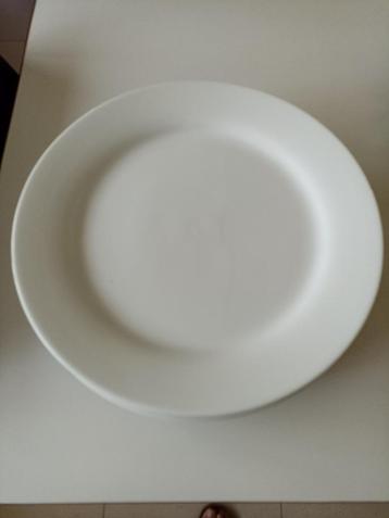 servies - borden beschikbaar voor biedingen
