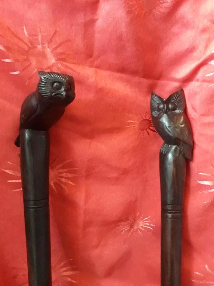 cannes chouette en bois de suar 100 cm 2 motifs 25€ pièce, Antiek en Kunst, Kunst | Niet-Westerse kunst, Ophalen of Verzenden