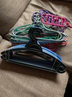 Gratis plastic kapstokken, Kleding | Dames, Kledinghangers, Ophalen, Gebruikt, Kunststof