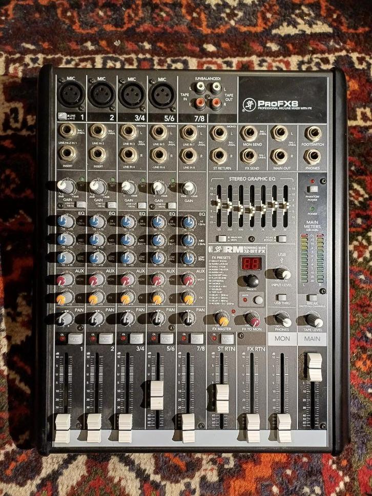 mengtafel Mackie ProFX8 professional mic/line mixer with FX, Muziek en Instrumenten, Mengpanelen, Zo goed als nieuw, 5 tot 10 kanalen