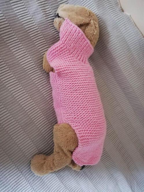 Hondenjas gebreid in roze glinsterend garen, Dieren en Toebehoren, Hondenkleding, Nieuw, Hondenjas, Ophalen of Verzenden
