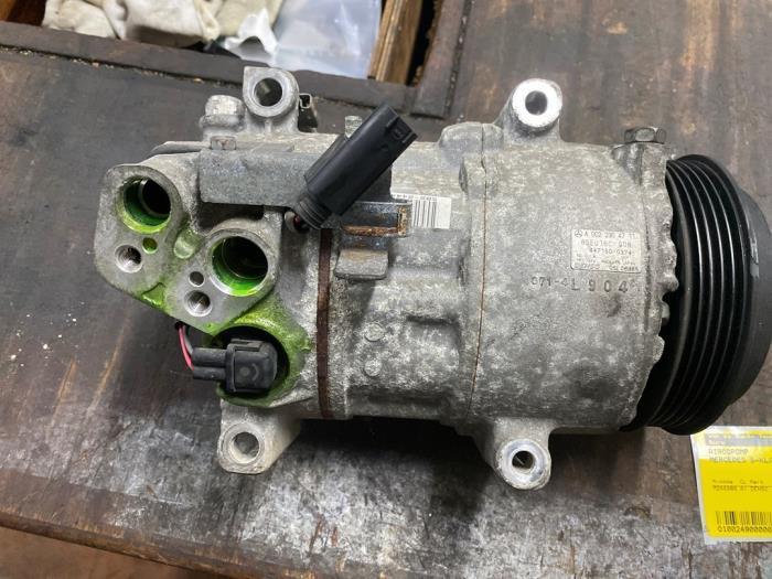 Pompe clim d'un Mercedes B-Klasse, Autos : Pièces & Accessoires, Autres pièces automobiles, Mercedes-Benz, Utilisé, 3 mois de garantie