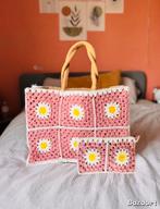 gehaakte set tas + etui, Handtassen en Accessoires, Tassen | Damestassen, Ophalen of Verzenden, Nieuw