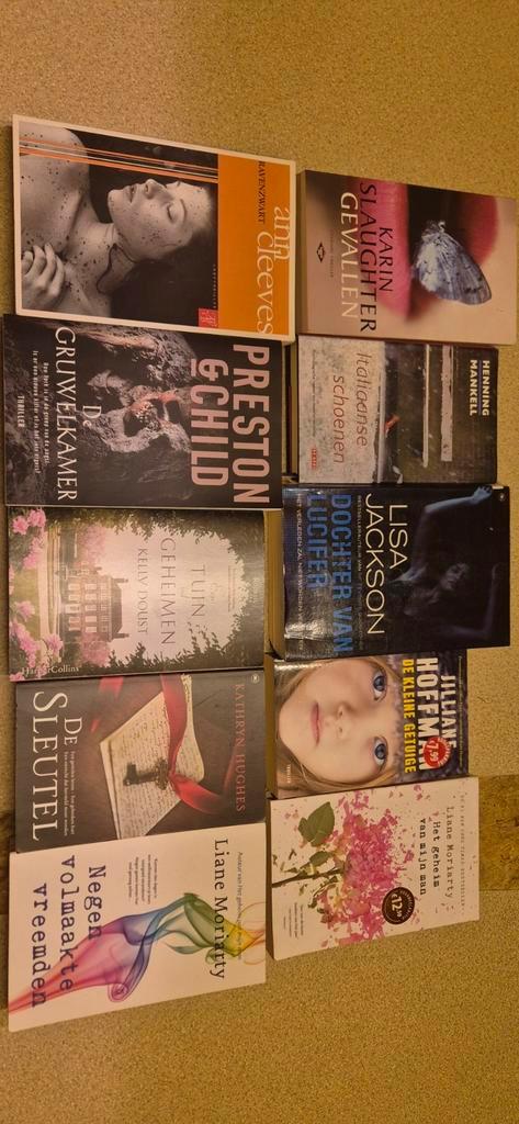 Diverse boeken, Boeken, Detectives, Gelezen, Ophalen of Verzenden