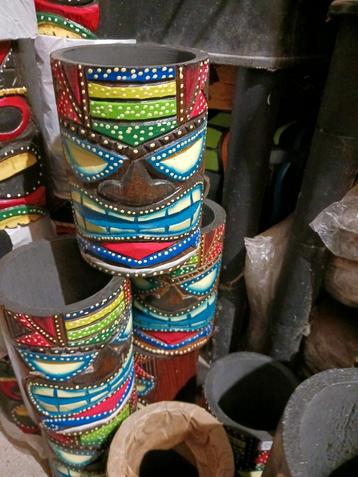 pot à crayons 20 cm en bois d albesia  beschikbaar voor biedingen