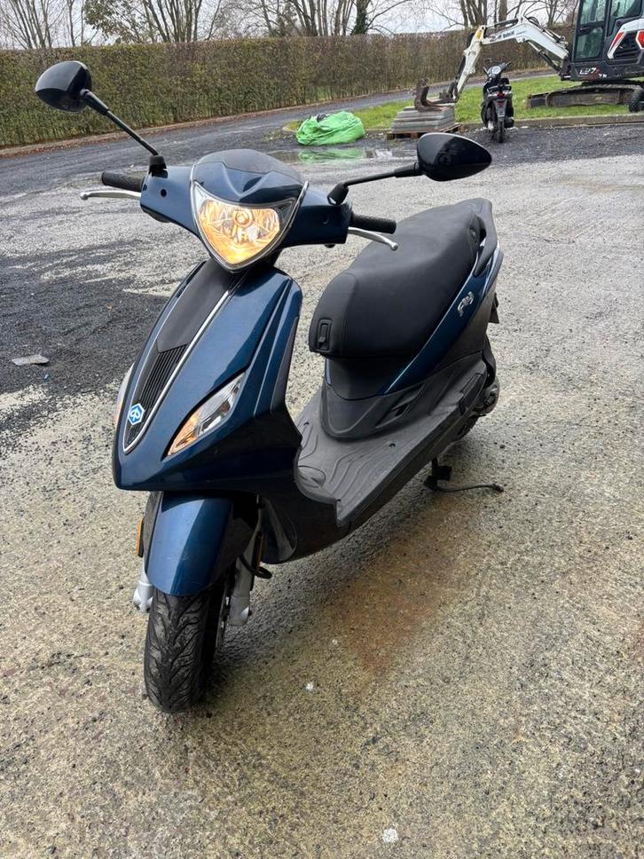 Retro ckassic modellen  a & b vespa, Fietsen en Brommers, Brommeronderdelen | Scooters, Zo goed als nieuw, Honda, Ophalen