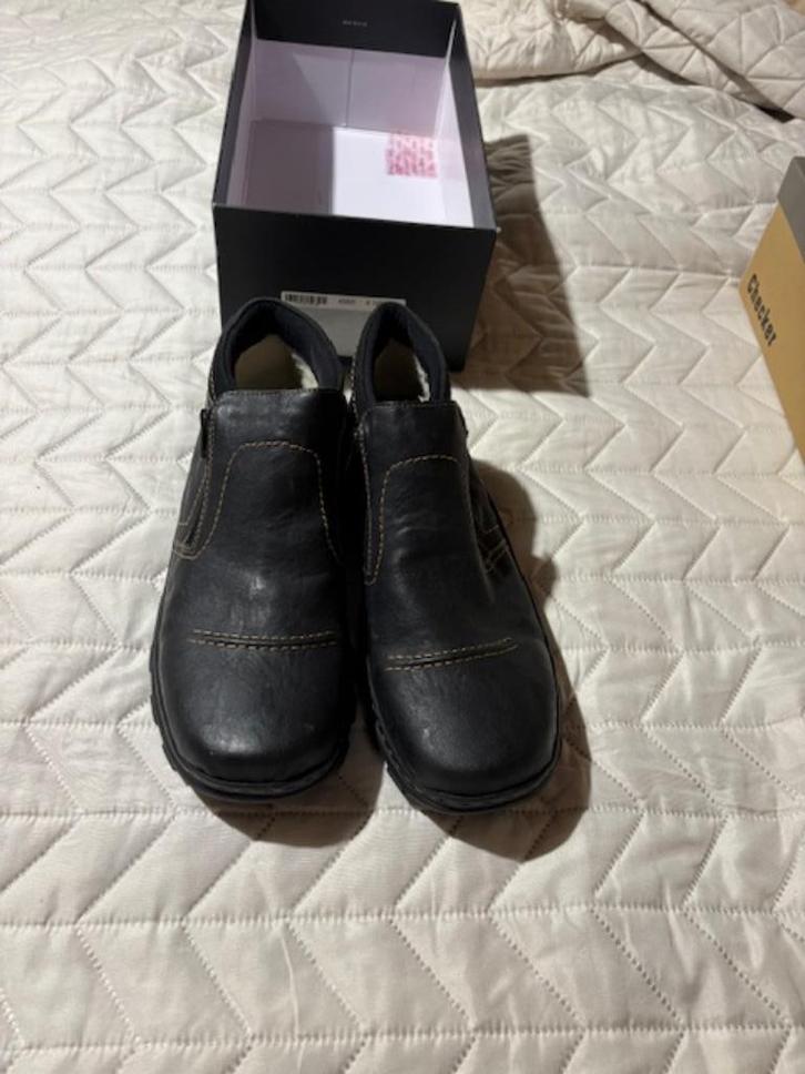 TE KOOP ZWARTE MANNENSCHOENEN VOOR STEUNZOLEN MAAT 45, Kleding | Heren, Schoenen, Nieuw, Overige typen, Zwart, Ophalen