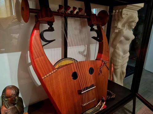 Oud Grieks/Romeinse Kithara (harp) - 9 Snaren - Custom Build, Muziek en Instrumenten, Snaarinstrumenten | Harpen, Zo goed als nieuw