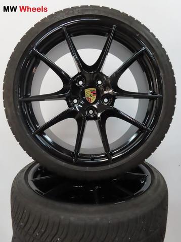 Porsche 20 inch velgen 911 991  2 en 2 S met winterbanden