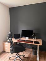 Bureau IKEA BEKANT, Huis en Inrichting, Ophalen, In hoogte verstelbaar, Zo goed als nieuw, Bureau