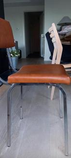 4 chaises vintage en très bon état, Comme neuf, Vintage, poten in chroom, Quatre, Enlèvement