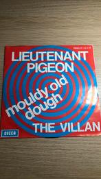 Lieutenant pigeon - mouldy old dough / the villan, CD & DVD, Comme neuf, Enlèvement ou Envoi