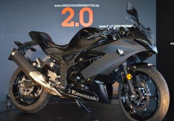 Kawasaki Ninja 125 de 2020 seulement 4222 Km avec VENDU