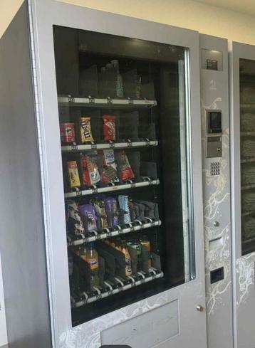Jofemar V5 voedings automaat gekoeld  beschikbaar voor biedingen