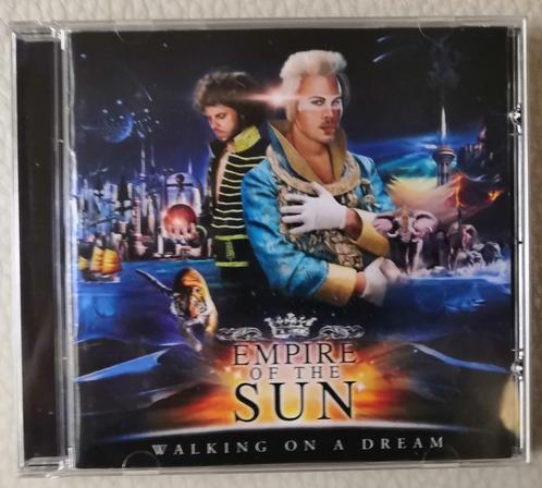 Empire Of The Sun - Walking On A Dream/CD, album, voir la fi, CD & DVD, CD | Autres CD, Comme neuf, Enlèvement ou Envoi